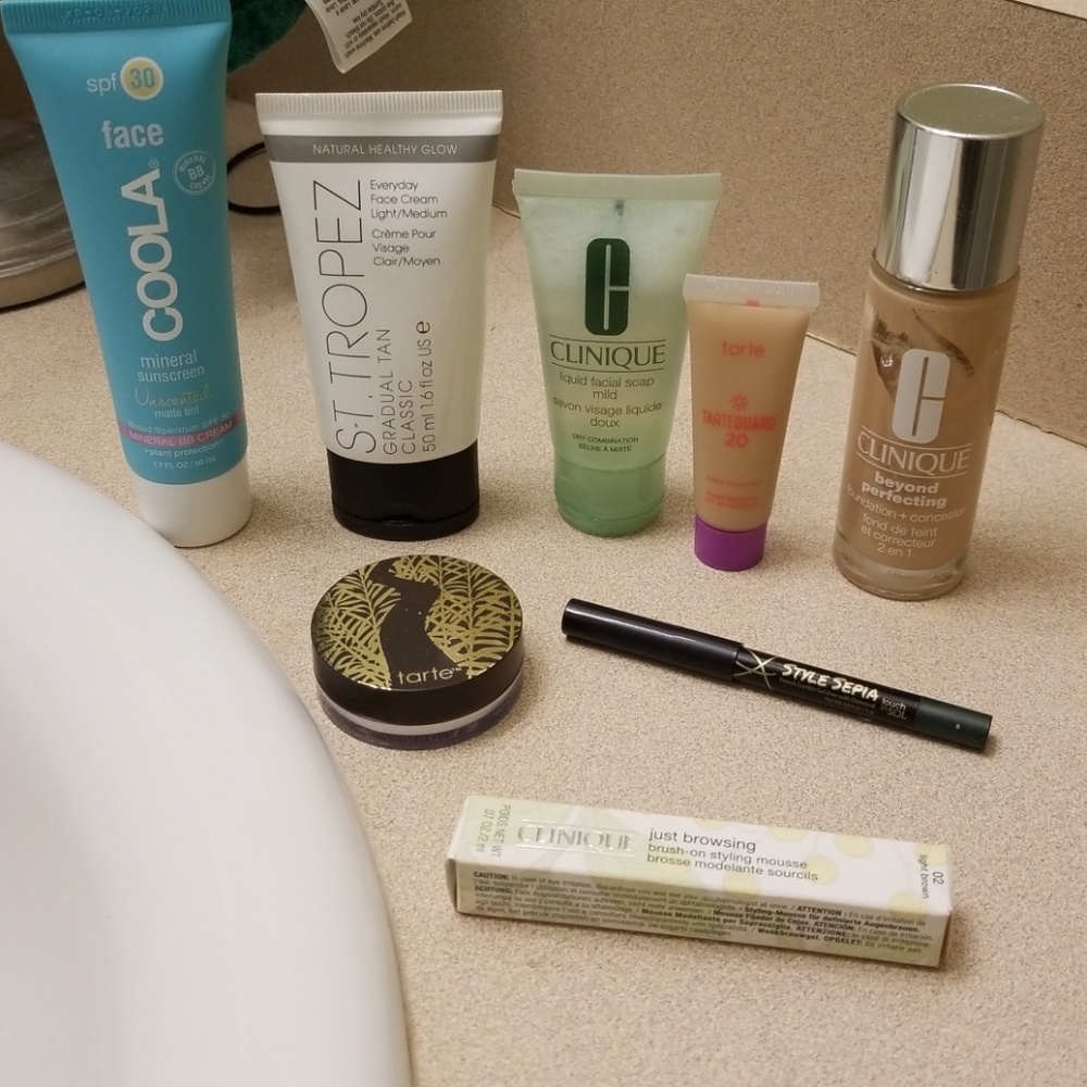 Makeup & skin care bundle